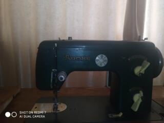 Швейная машина Haumann