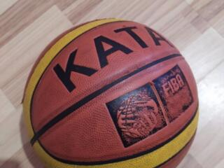 Баскетбольный мяч 200 руб