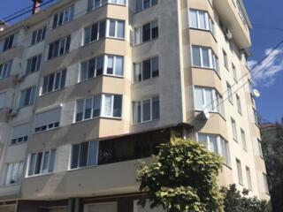 Apartament 80 mp - str. Mihail Frunze
