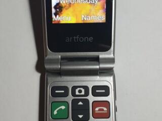Телефон Artfone CF241A на Английском