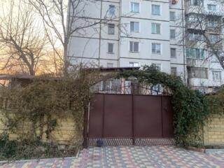 Apartament 54 mp - str. P. Zadnipru