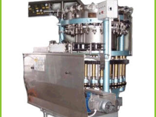 Автомат розлива газированных напитков, минеральных вод - XRB-6.