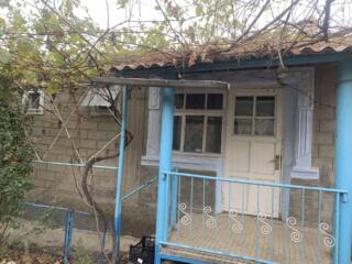 Продаю дом с земельным участком в центре Чадыр-Лунги