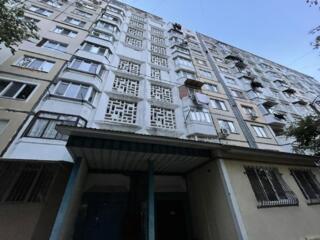 Apartament 60 mp - str. P. Zadnipru