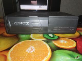 CD-чейнджер Kenwood KDC-C469