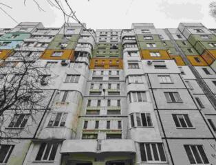 Apartament 53 mp - str. M. Sadoveanu