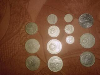 Продам монеты советские разных годов и юбилейные