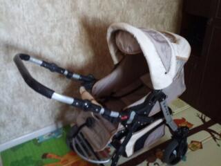 Продаётся коляска в хорошем состоянии 2/1 Зима-лето