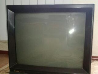Телевизор Sharp. Производства Японии. Диагональ 54см. 450р.