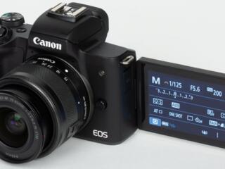 Продам Canon EOS M50 + 15-45mm f/3.5-6.3 IS STM совместим с EF, EF-S