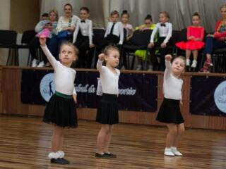 Бальные танцы для детей и взрослых. Dansuri pentru copii si maturi.