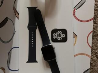 Apple Watch SE + GPS (40 mm, silver)