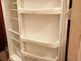Продаю холодильник. В городе Николаеве. Это большой холодильник, б/у, в хор