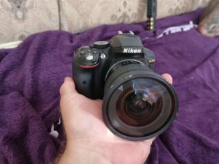 Продам Nikon D5300 + объектив (смотрите на фото модель)