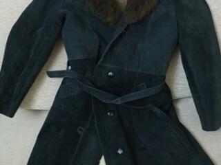 Пальто женское новое замшевое зимнее, размер 40-42