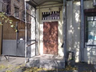 Жуковского: сдам помещение с фасадным входом возле парка Шевченко!