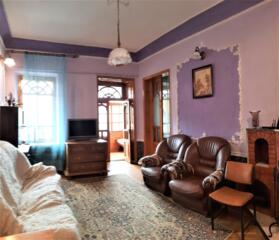 Сдам 3-х комнатную квартиру в Центре.