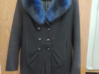 Продаю пальто в отличном состоянии