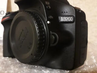 Nikon D3200-новый в упаковке, без объектива.