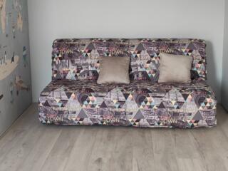 Новый, стильный диван. Спальное место 1800*2000 Ниша для белья.