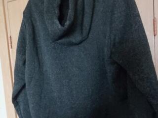 Новая тёплая кофта на молнии