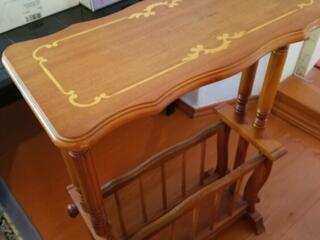 Газетница-стол напольная деревянная, новая