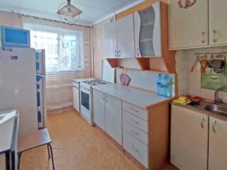 Сдам 2 комн. Кв-ру ул. Небесной сотни-13 й трамвай-Королева Ак, 6/9.