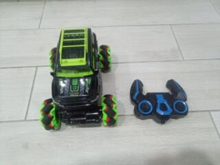Машинка на пульте управления. Xrace ADVAM RACING. 290Р.