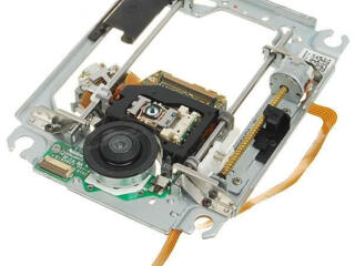Продам (НОВЫЙ) лазерный привод для SONY PlayStation 3 (KEM 400 AAA)