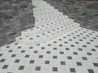 Тротуарная плитка. Восьмиугольная. На белом цементе + цветная.