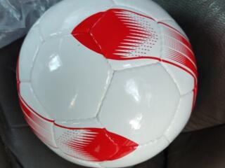 Мяч футзальный новый Perrini