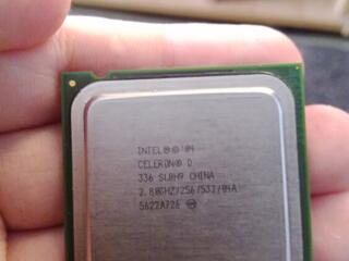Intel Celeron D 336 2.80Ghz/256/533/04A