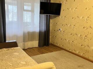 Продам 1к-квартиру рядом с парком Горького, ул. Космонавтов.