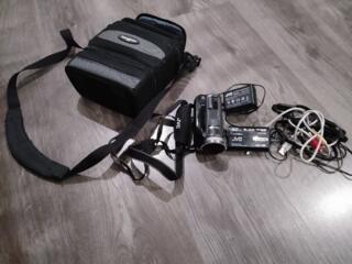 JVC видеокамера HDD 40 GB из Германии, сумка, з/у и др. 159. Торг.