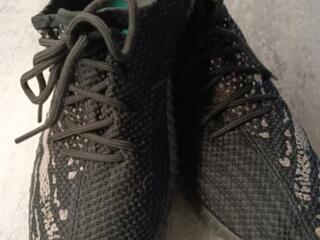 Продам кеды, ботинки, бутсы футбольные