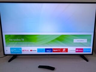 43" Samsung UE43NU7100. Smart TV, WiFi, Bluetooth.