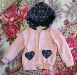 Продам свитерки, спорт костюмы для девочки