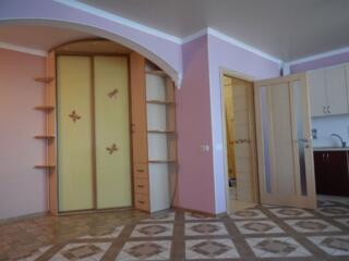 МАРСЕЛЬСКАЯ / ДНЕПРОПЕТРОВСКАЯ 1-кв сдам