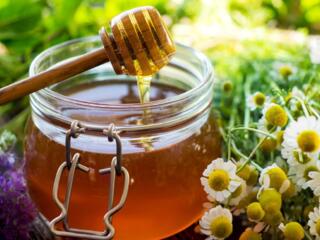 Майский и цветочный мед и другие продукты пчеловодства!