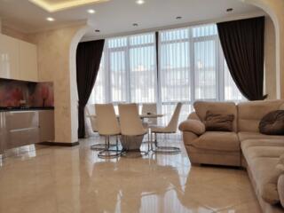 2-комн. квартира 86 м² с ремонтом, мебелью и техникой. ЖК "Клаб Марин"