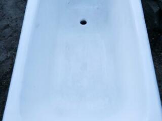 Ванна чугунная, 150 см, б/у в хорошем состоянии, недорого