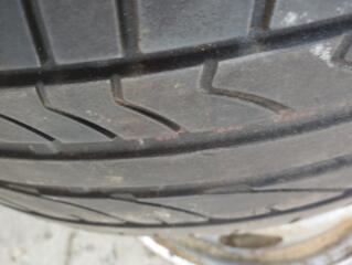 BRIDGESTONE 245/45/ R-19