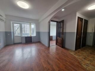 довгострокова оренда офісне приміщення Київ, Шевченківський, 9000 грн.