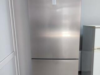 Продается холодильник Philco PCF-440X