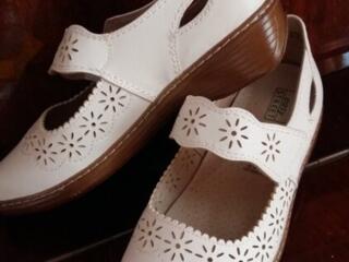 Туфли, балетки - кожаные