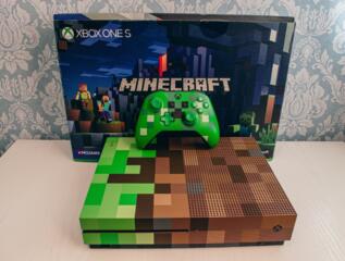 XBOX ONE S 1TB Minecraft edition
