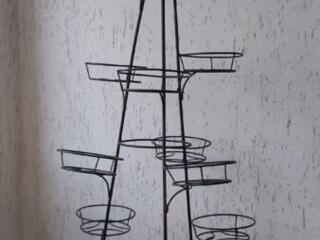 Продам подставку д/цветов