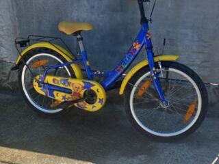 Продается детский велосипед 700 р