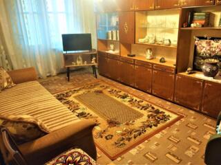 Продаётся 3-комнатная квартира по улице Ломоносова 31