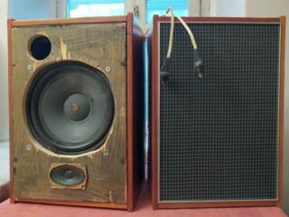 Продам колонки от радиолы